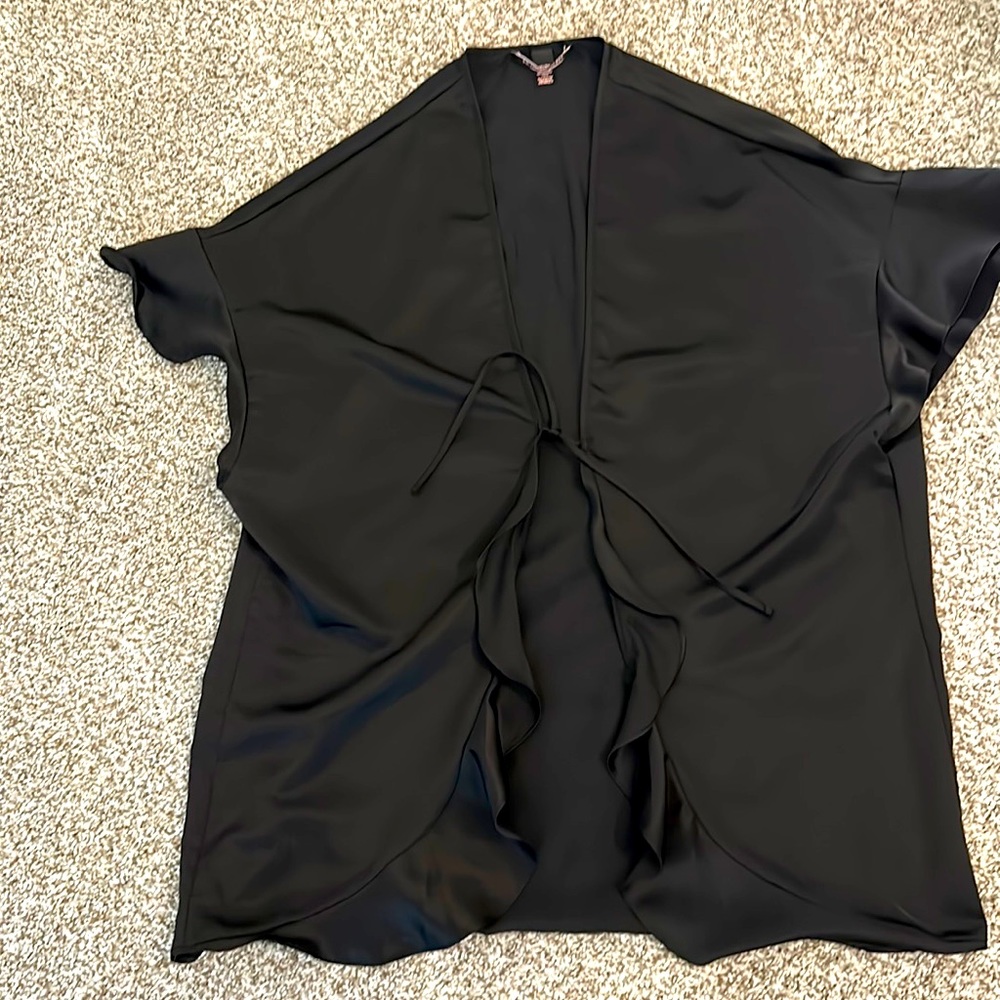 Victoria Secret Black Lightweight Robe